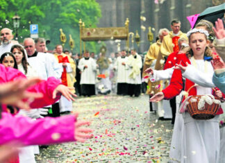 Ludowe tradycje Bożego Ciała