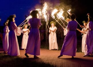 Noc Kupały i Sobótka – czas światła, ognisk i wianków